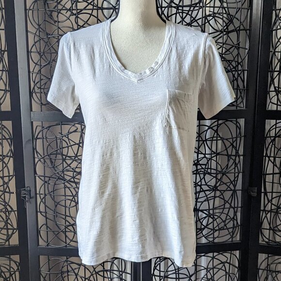 Pendleton Medium white V-neck short sleeve t-shirt with chest pocket - Picture 1 of 7